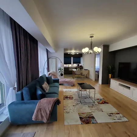 Apartament Penthouse Cu Jacuzzi Langa Mall Coresi * Brașov